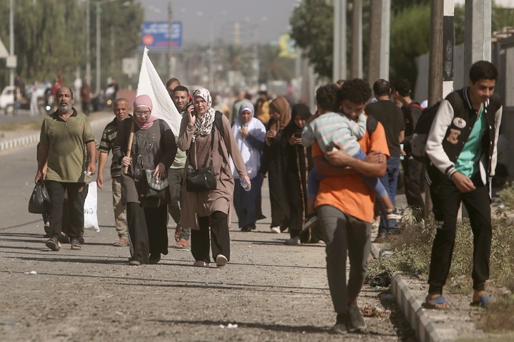 Waqooyiga Gaza oo laga barakacayo.jpg